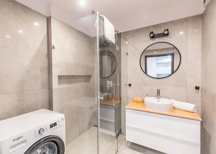 Апартаменты Tauron Arena Modern - Parking And Balcony By Rentujemy